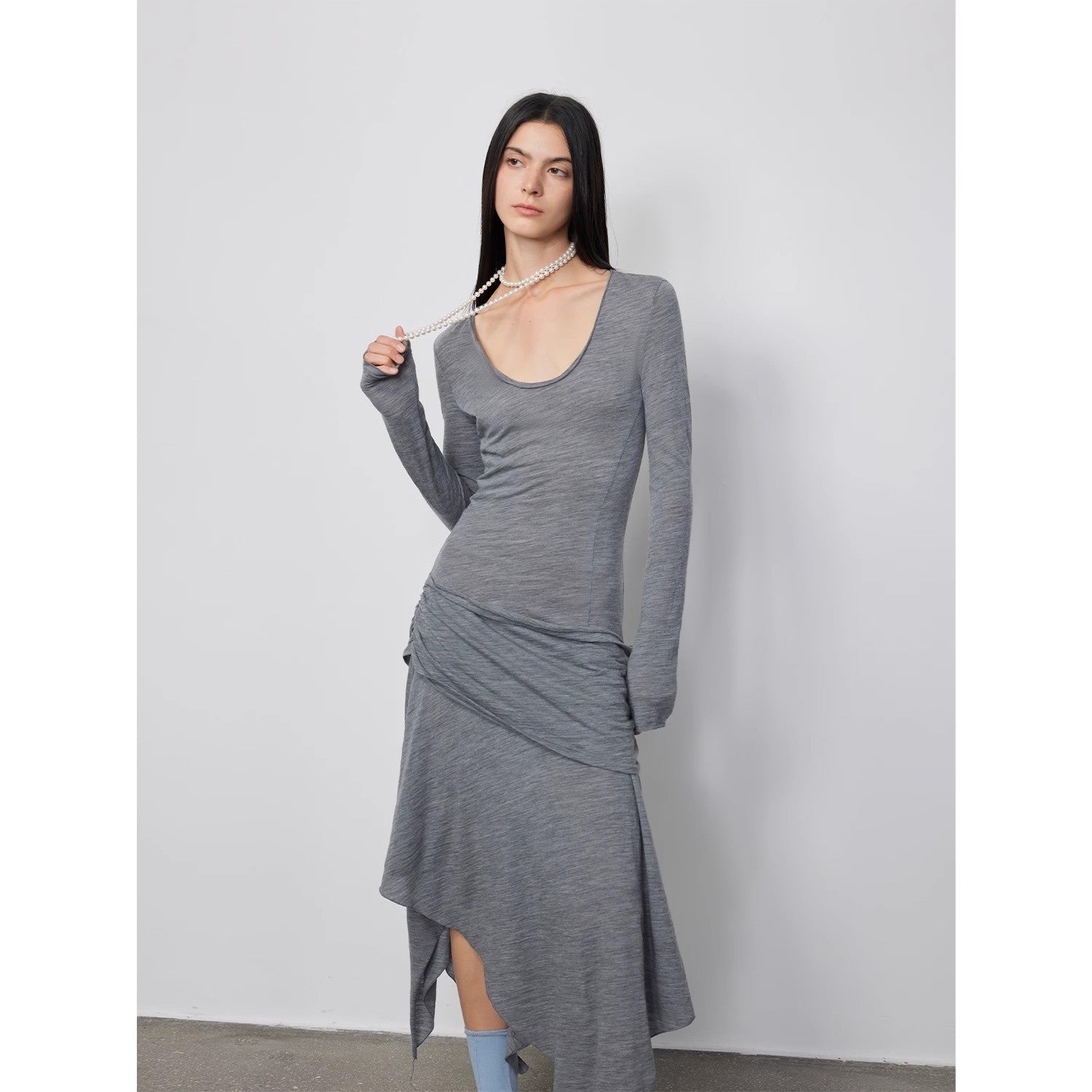 "Dreamy Ball" Lightweight and Breathable 100% Wool / U-Neck Irregular Hem Long Dress for Women