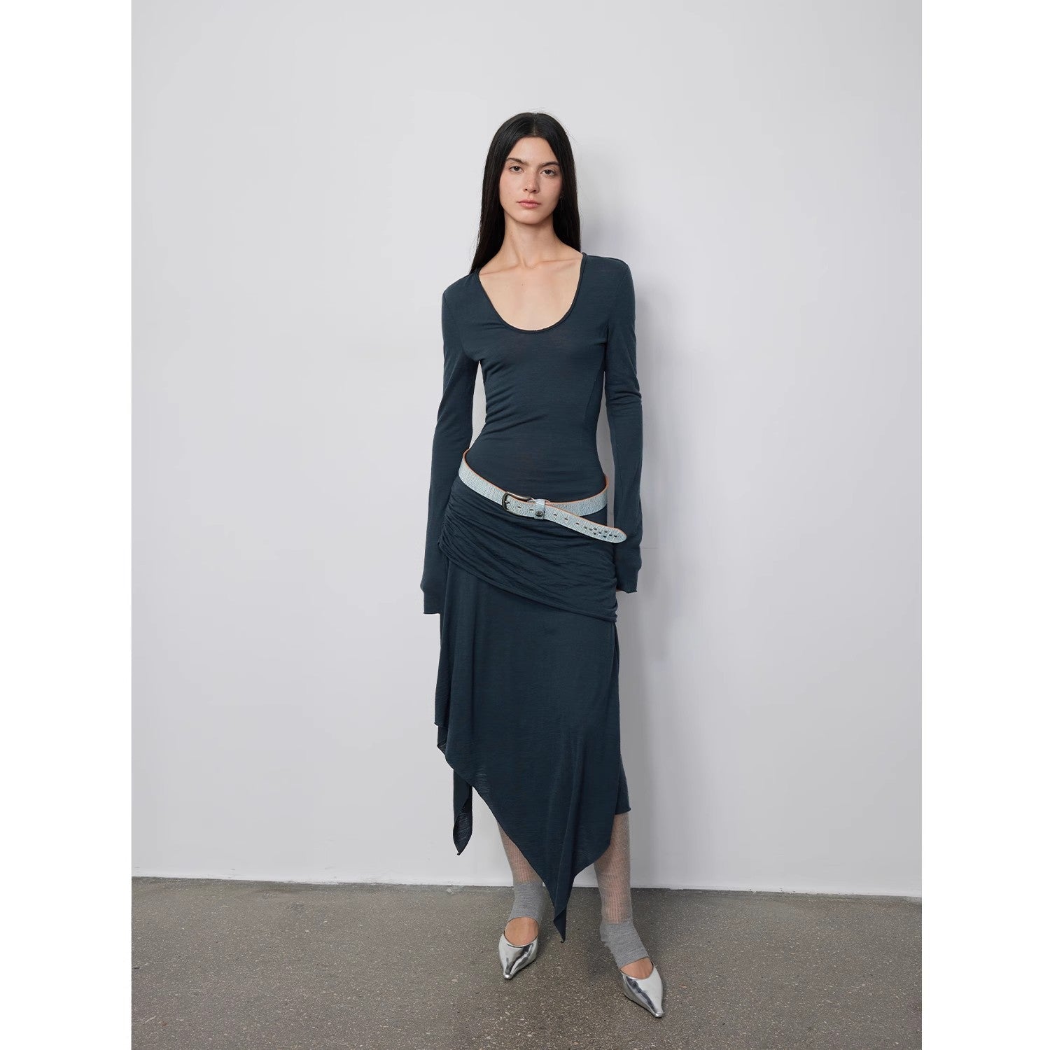 "Dreamy Ball" Lightweight and Breathable 100% Wool / U-Neck Irregular Hem Long Dress for Women