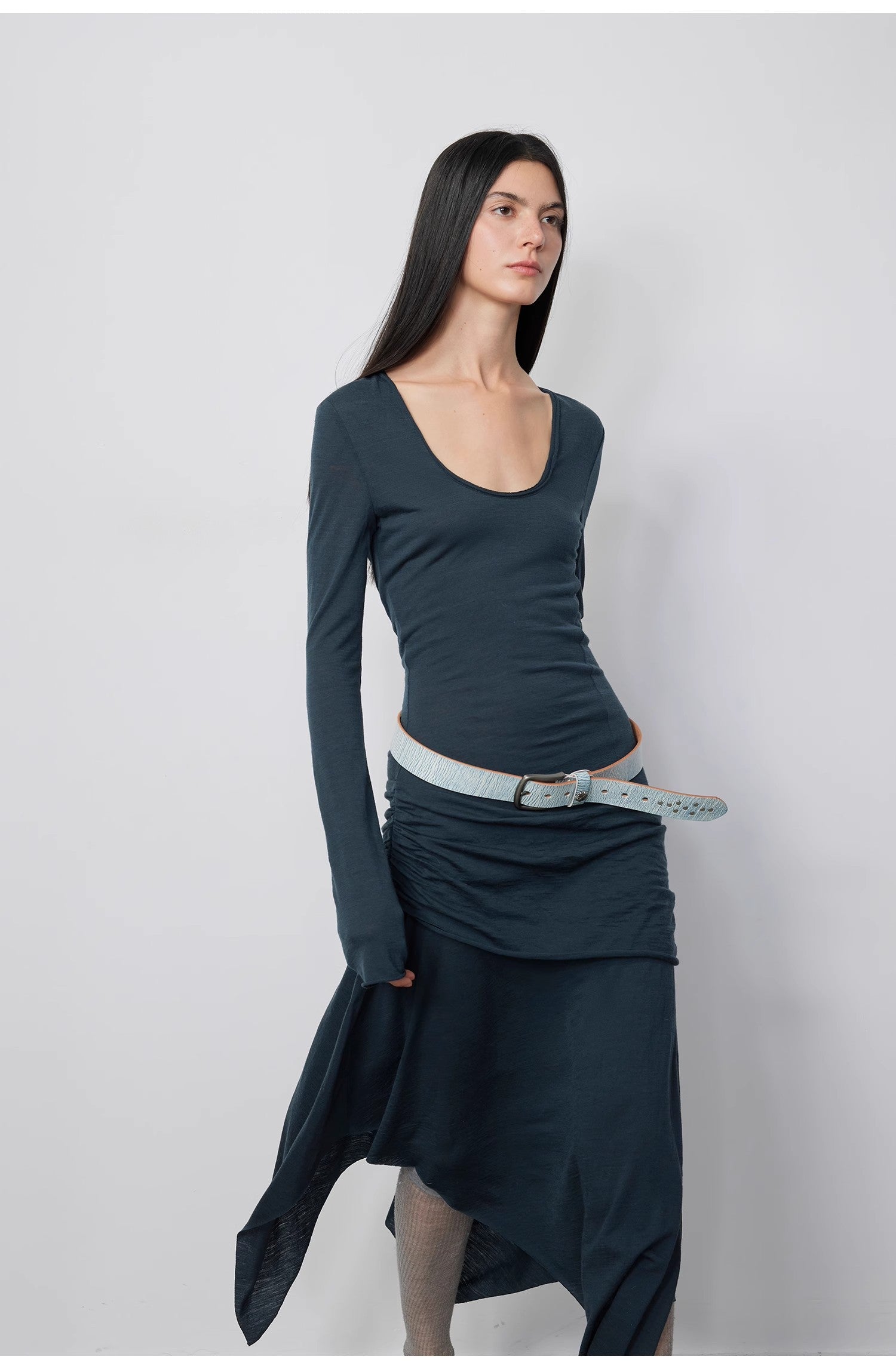 "Dreamy Ball" Lightweight and Breathable 100% Wool / U-Neck Irregular Hem Long Dress for Women