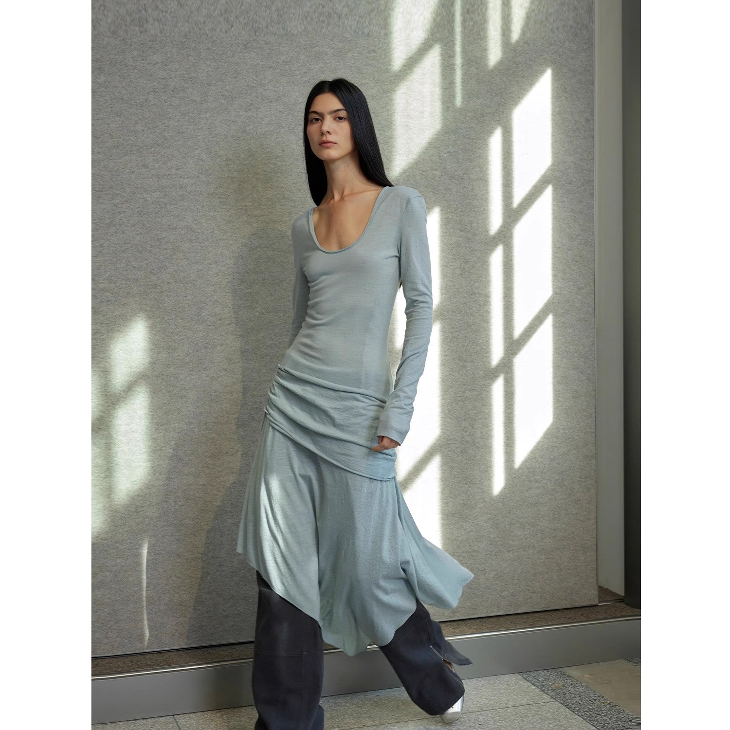 "Dreamy Ball" Lightweight and Breathable 100% Wool / U-Neck Irregular Hem Long Dress for Women