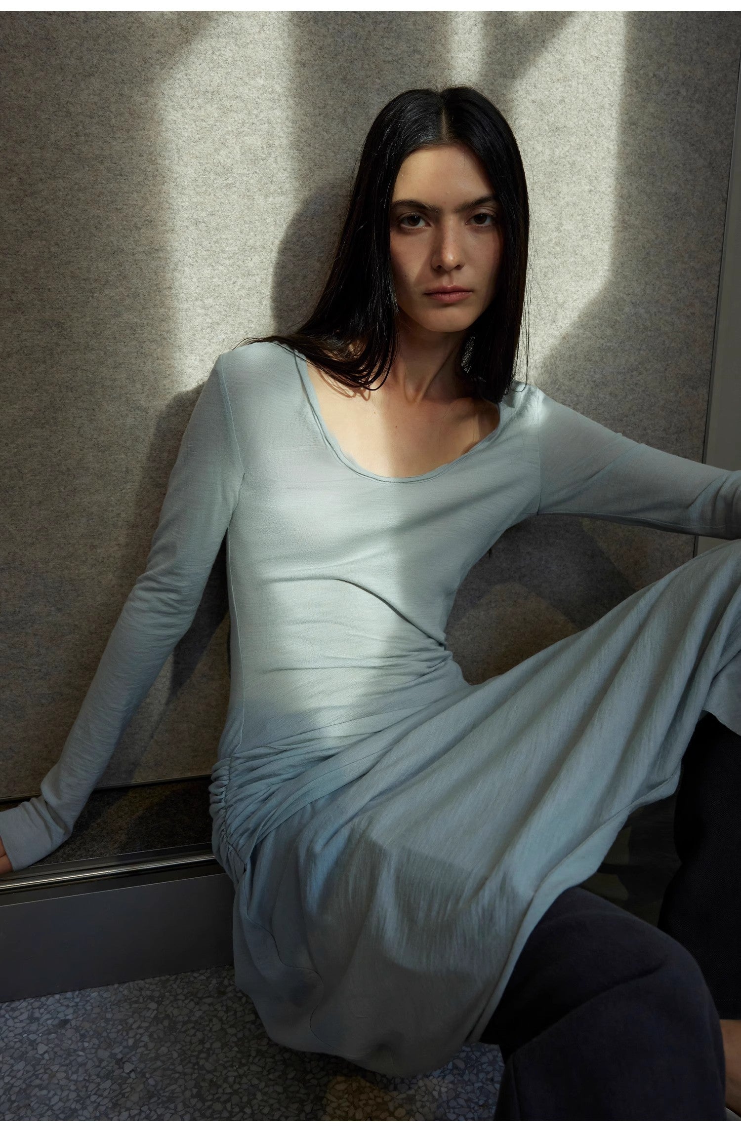 "Dreamy Ball" Lightweight and Breathable 100% Wool / U-Neck Irregular Hem Long Dress for Women